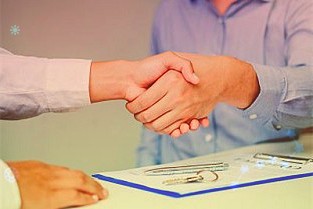 国金证券给予芒果超媒买入评级：内容储备丰富关注2Q22精品内容陆续上线